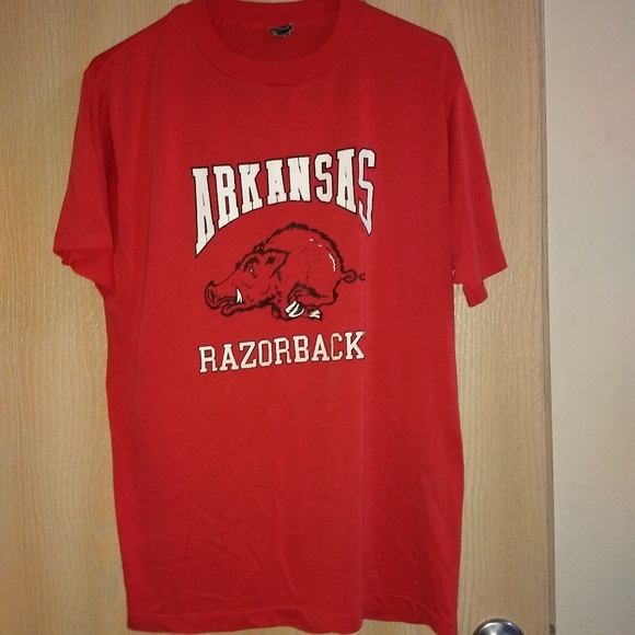Arkansas Razorbacks Size Large - Picture 1 of 1